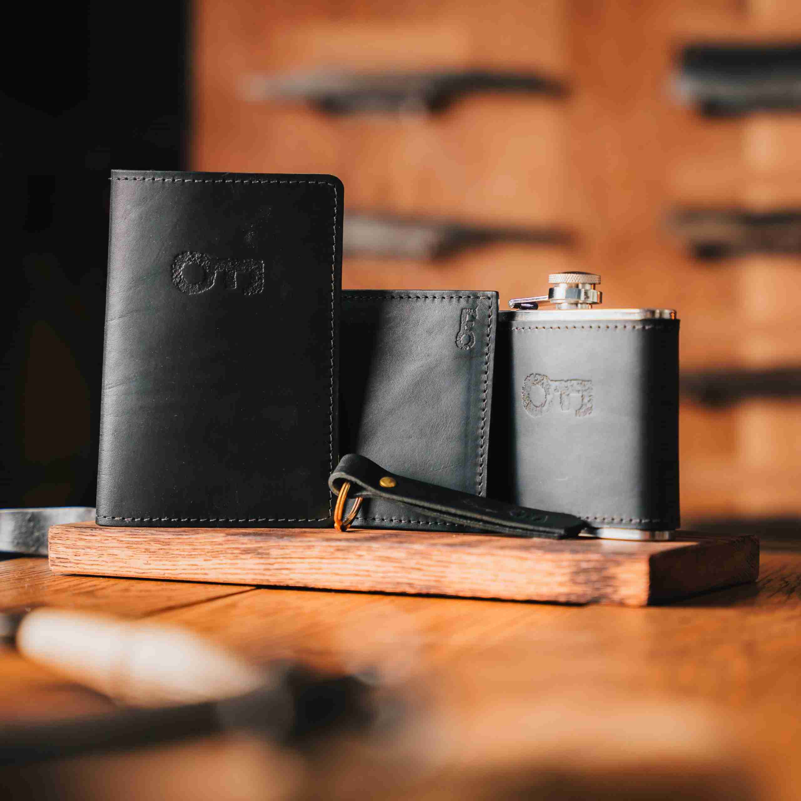 Luxury Oldfield Forge Leather Gift Set (Black)