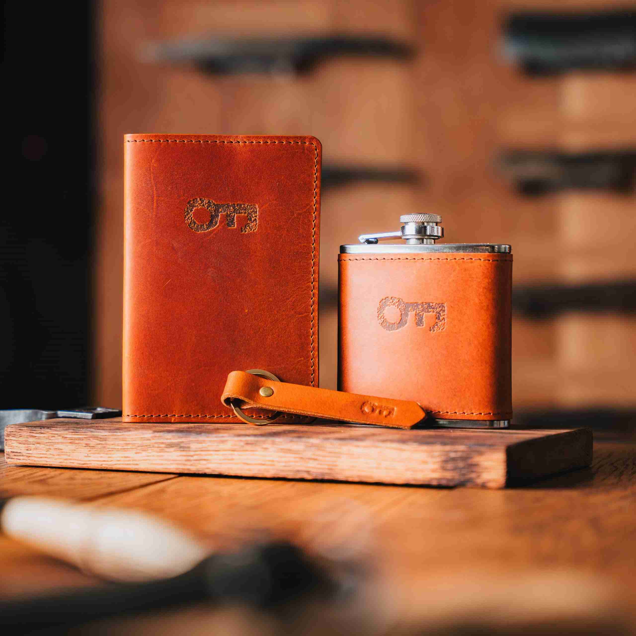 Luxury Oldfield Forge Leather Gift Set (Tan)