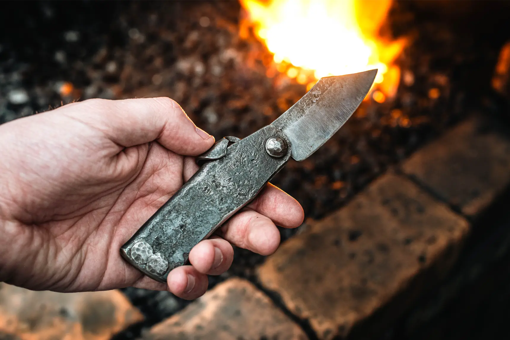 Oldfield Forge | Pocket Knife Making Blacksmithing Experience