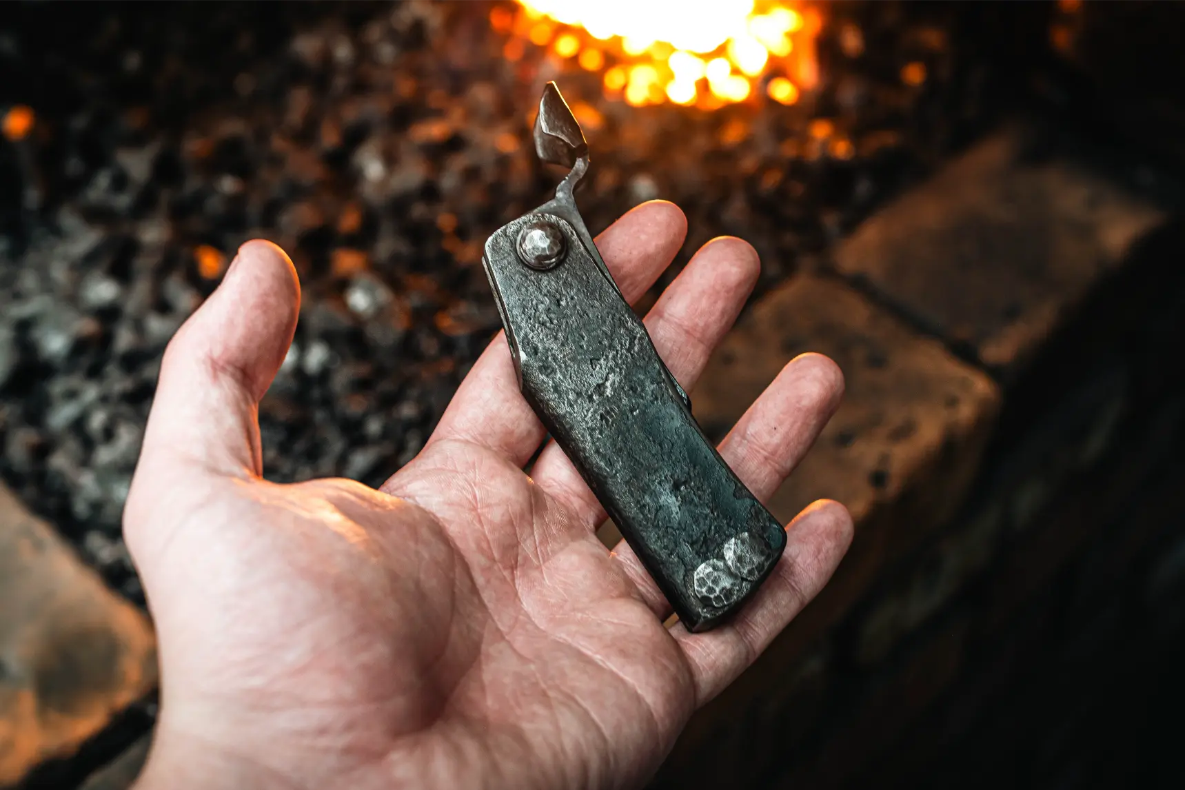 Oldfield Forge | Pocket Knife Making Blacksmithing Experience
