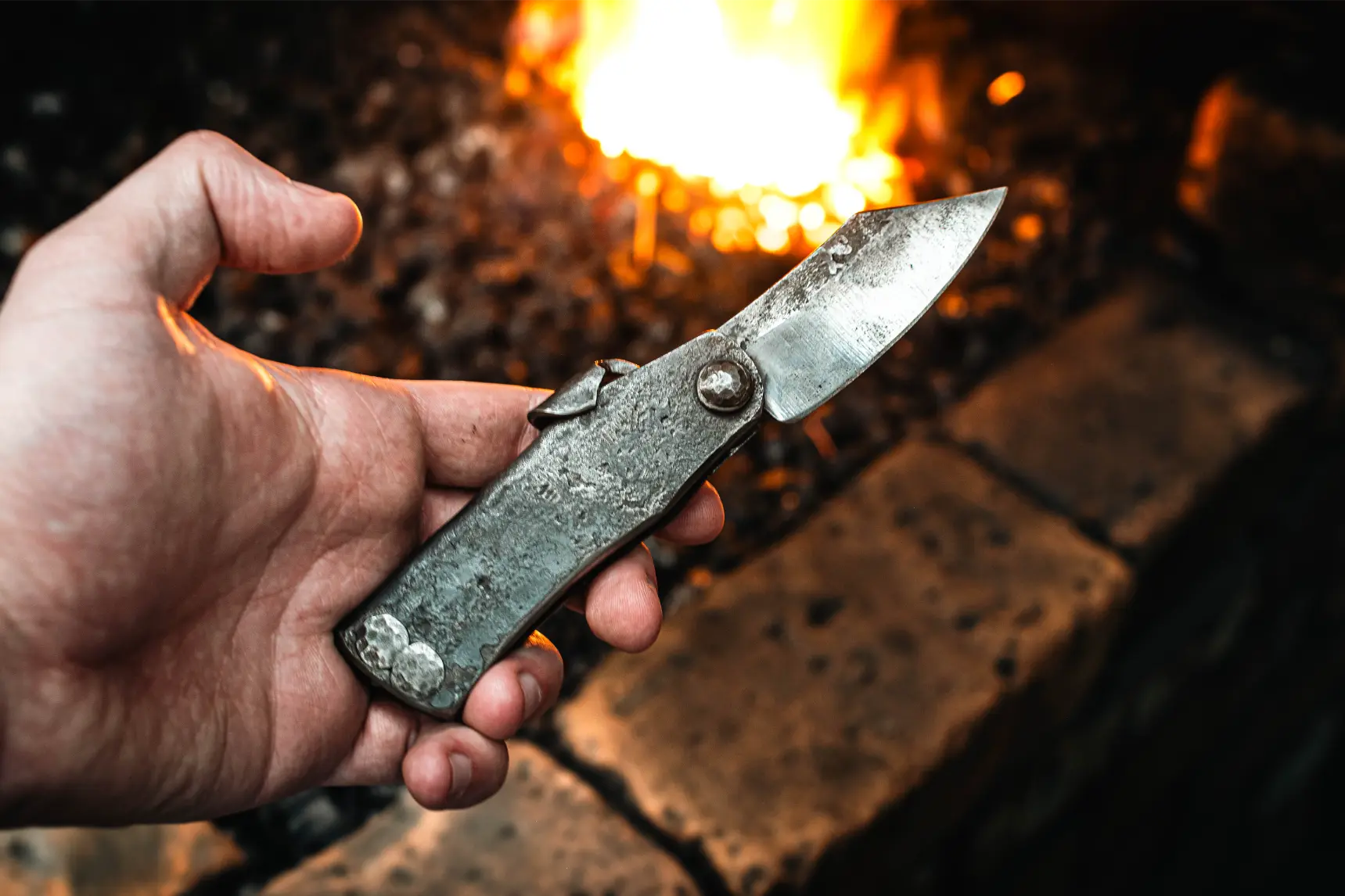 Oldfield Forge | Pocket Knife Making Blacksmithing Experience