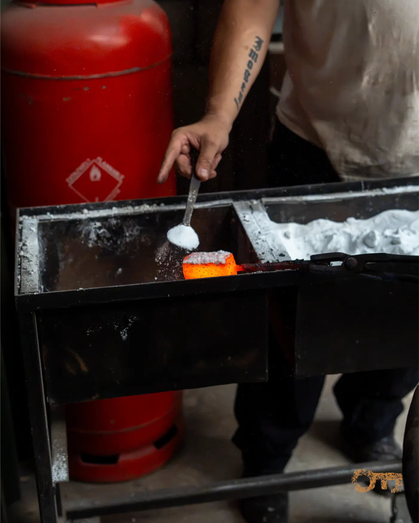 Oldfield Forge | Damascus Knife Making Blacksmithing Experience